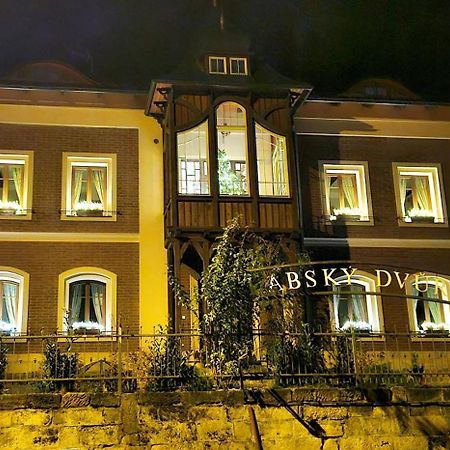 Апартаменты Labsky Dvur Хренско Экстерьер фото